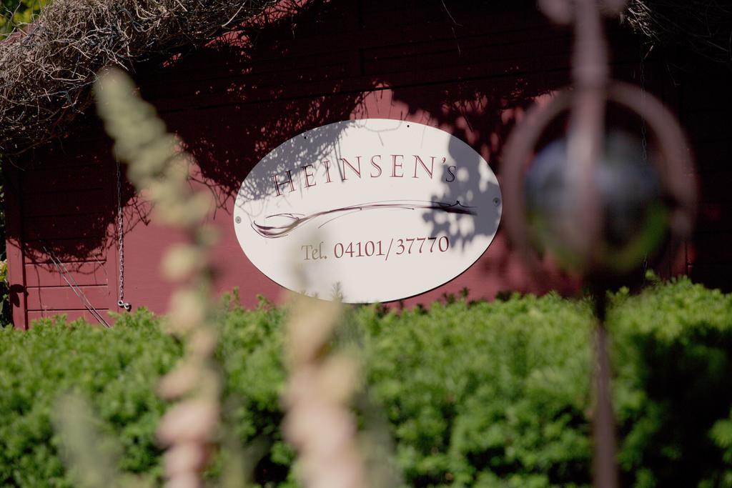 Bed and Breakfast Heinsens Эллербек Экстерьер фото