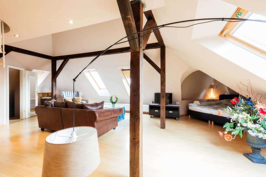 Bed and Breakfast Heinsens Эллербек Экстерьер фото